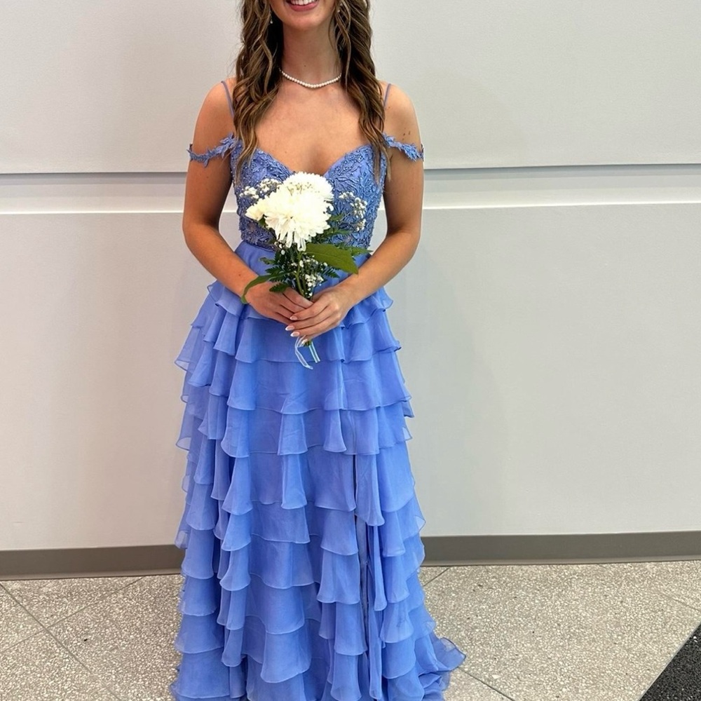 Sherri Hill ruffled prom style #56868 size 8